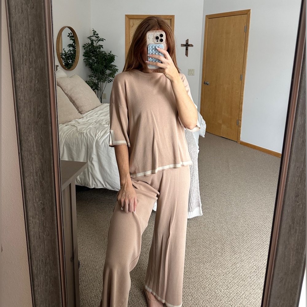 Women's Tan Lounge Set